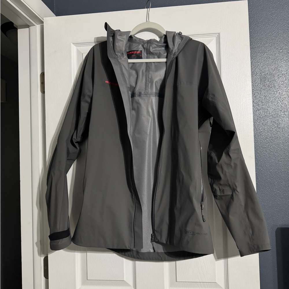 Gray Men’s Mammut Rain Jacket